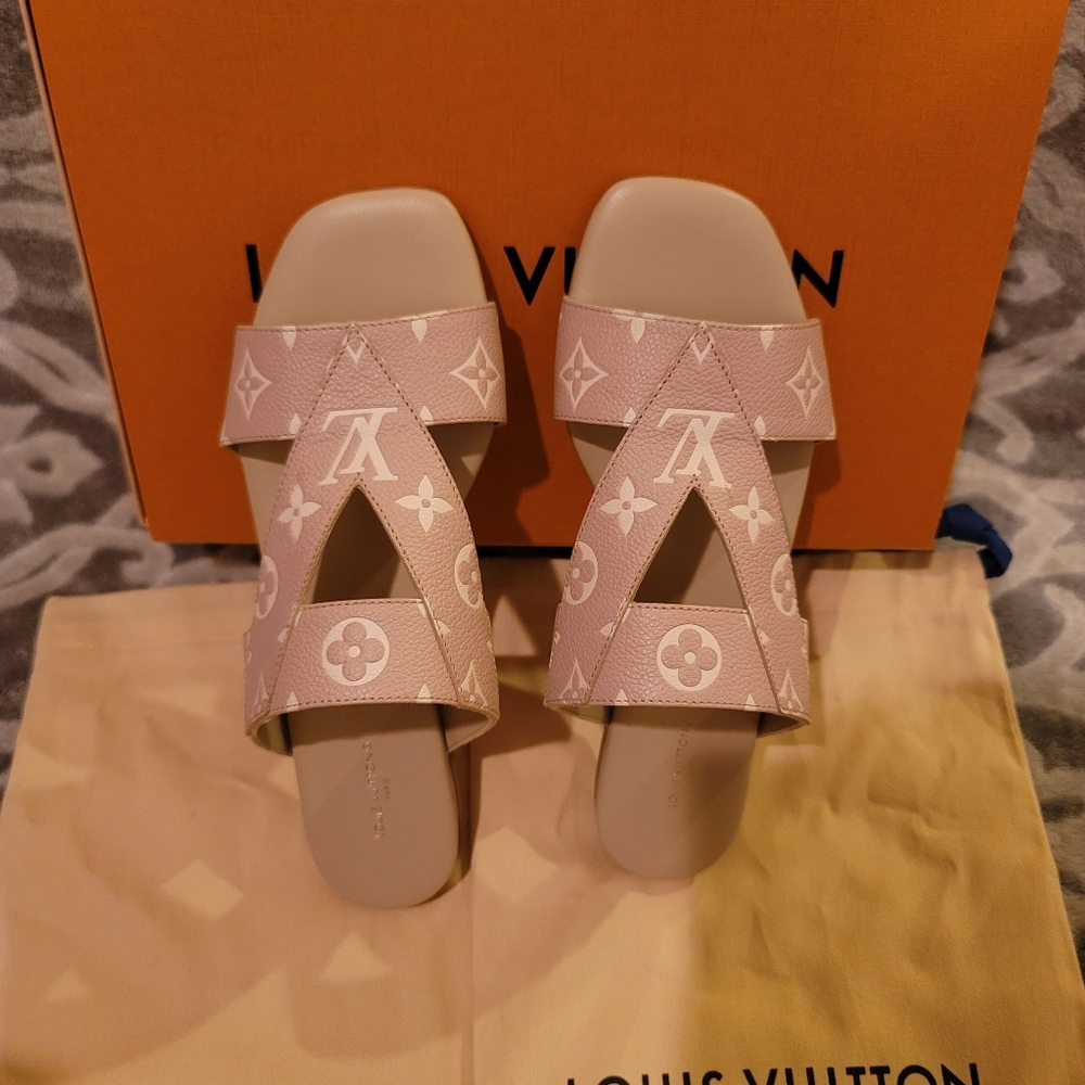 Louis Vuitton Sandal Cream Giant Flower Monogram Color Leather 39.5=9.5 New Tags - Picture 5 of 14
